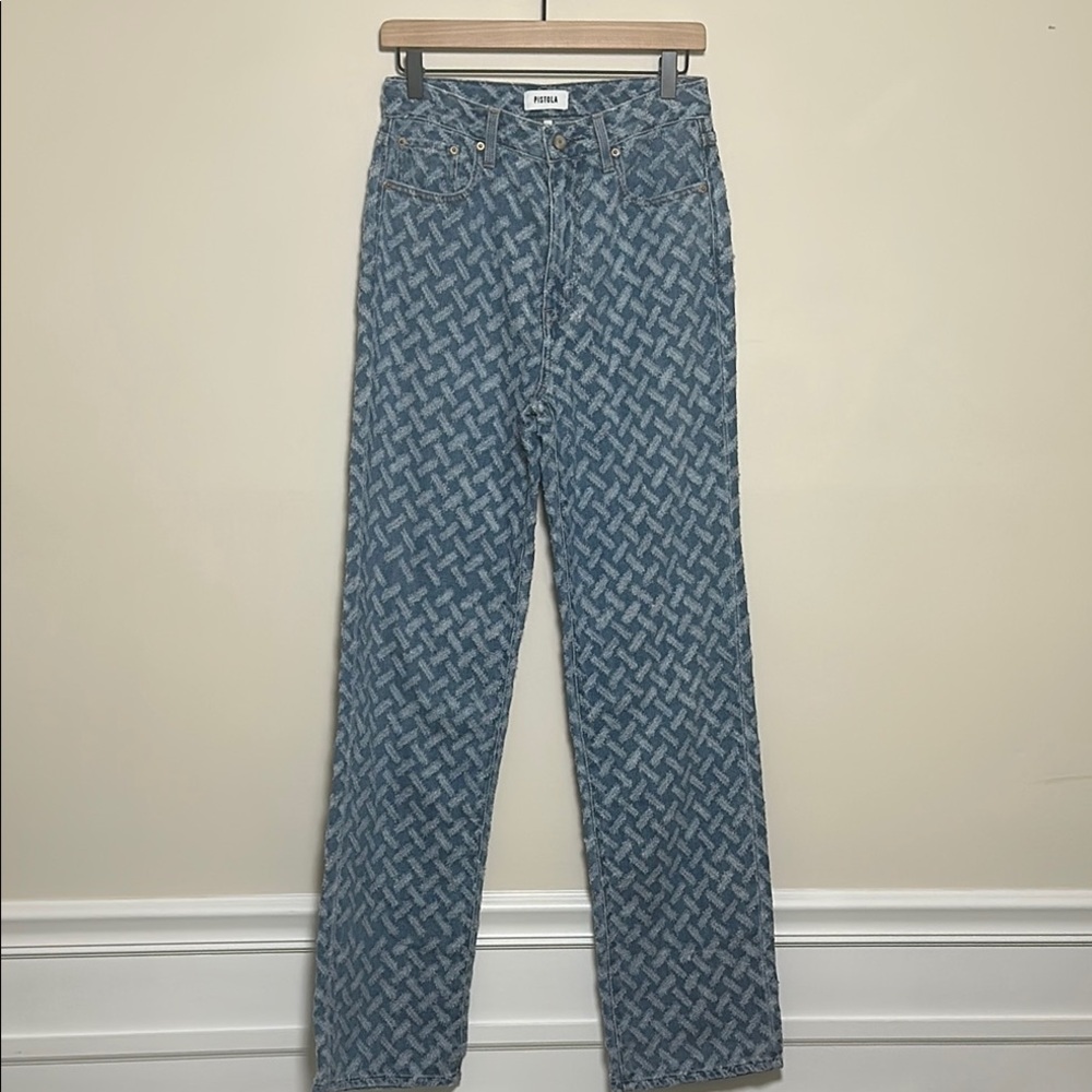 Pistola Jeans With Unique Design Size 26